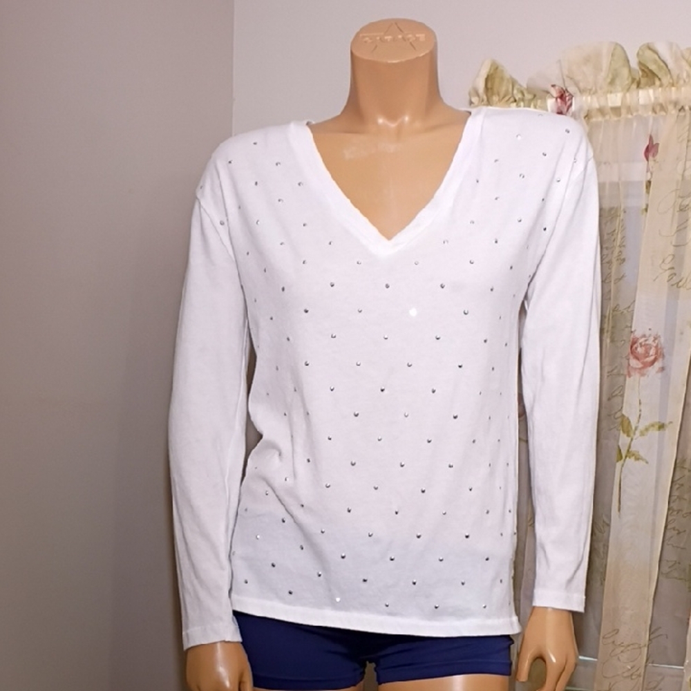 PINK Victoria's Secret White V-Neck Long Sleeve Tee
